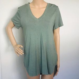 Cloth and Stone Olive Short Sleeve Vneck Shirt